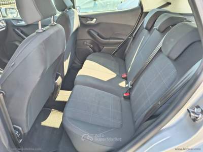 Ford Fiesta Fiesta 1.1 75 CV GPL 5p. Plus Argento usata Somma Vesuviana