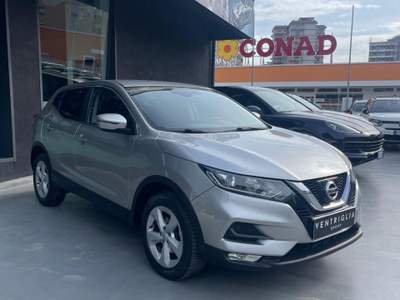 Nissan Qashqai 1.6 dCi 2WD XTronic Tekna usata Taranto