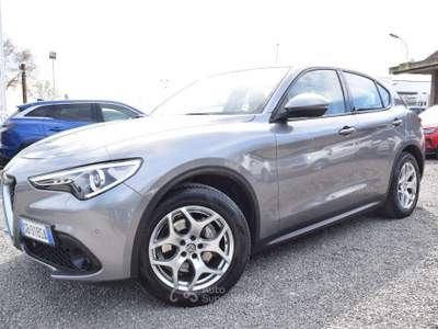 Alfa Romeo Stelvio 2.2 T.diesel 190 CV AT8 Q4 Bus. Grigio usata Montalto di Castro