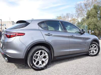 Alfa Romeo Stelvio 2.2 T.diesel 190 CV AT8 Q4 Bus. Grigio usata Montalto di Castro