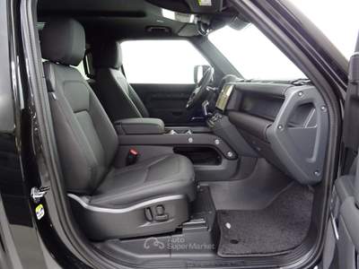 Land Rover Defender 90 3.0D I6 200 CV AWD Auto X-Dynamic SE Nero usata Lurate Caccivio