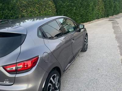 Renault Clio null Grigio usata Volla