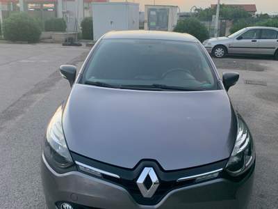 Renault Clio null Grigio usata Volla
