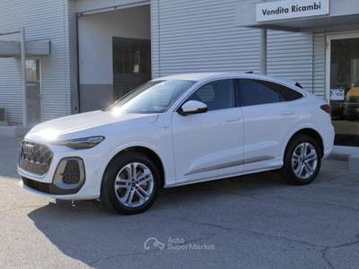 Audi Q5 Sportback NEW 2.0 Tdi Q. 204cv S-tr. S.line edit. Bianco usata Civita Castellana