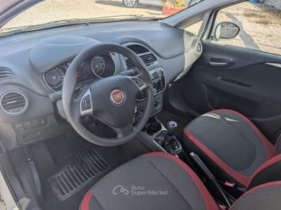 Fiat Punto 1.4 S&S 8V Dualogic 5 porte Lounge Bianco usata Barletta
