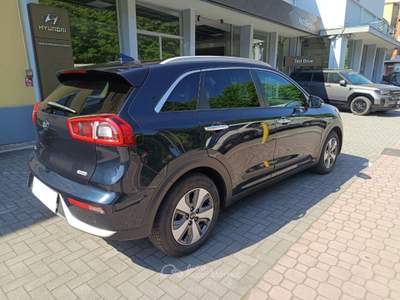 Kia Niro 1.6 GDi DCT HEV Style Blu/Azzurro usata Parma