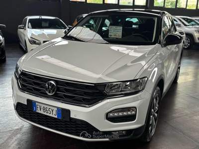 Volkswagen T-Roc 1.0 TSI 115 CV Style BlueMotion Technology Bianco usata Pesaro