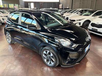 Hyundai i10 1.0 MPI Connectline Nero usata Pesaro