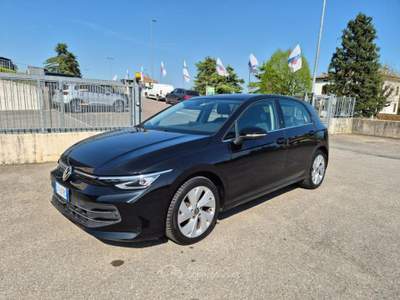 Volkswagen Golf 2.0 TDI 150 CV DSG SCR Style Nero usata Medesano