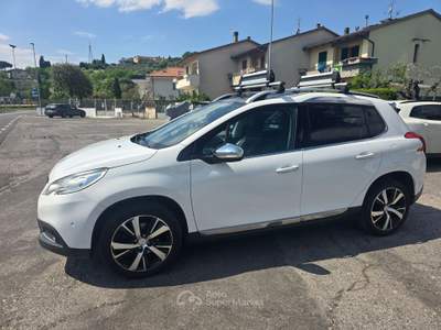 Peugeot 2008 Unico Propietario, Non Fumatore, Gancio Traino usata Poggio a Caiano