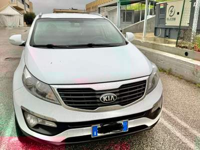Kia Sportage Tenuta sempre in Garage privato, unico proprietario. Bianco usata Pesaro e Urbino