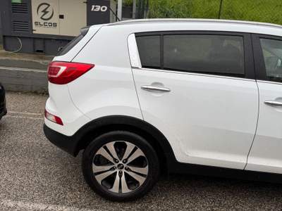 Kia Sportage Tenuta sempre in Garage privato, unico proprietario. Bianco usata Pesaro e Urbino