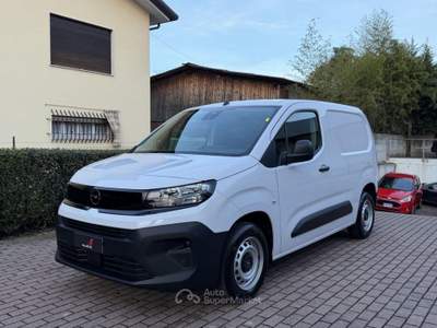 Opel Combo Cargo 1.5 Diesel 100CV KM ZERO Bianco usata Preganziol