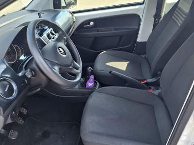Volkswagen up! perfetta unico proprietario  tagliandata wolkswagen non fumatore Bianco usata Piombino
