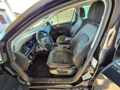 Volkswagen Golf null usata Sant’Elena
