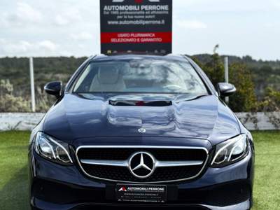 Mercedes-Benz Classe E d 4Matic Sport (Tetto/Navi/Retro/Pelle/Led) Blu/Azzurro usata Castellaneta