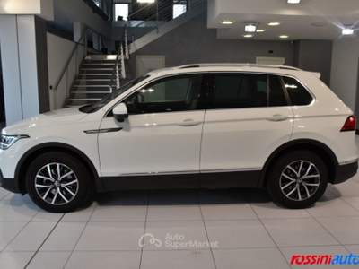 Volkswagen Tiguan 1.5 TSI 150 CV DSG LIFE + VIRTUAL COCKPIT + TECH P Bianco usata Quinzano D'oglio