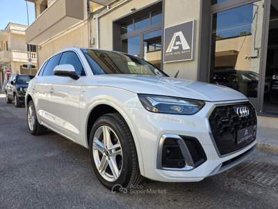 Audi Q5 204 CV quattro S tronic S-Line.... Bianco usata Sava