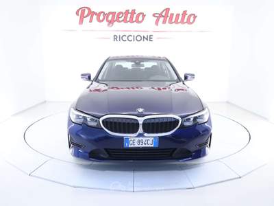 BMW Serie 3 318d 318 Serie 3 Berlina 318d mhev 48V Business Advantage auto CARPLAY LED NAVI Blu/Azzurro usata Riccione