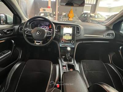 Renault Mégane Megane IV 2016 Grand Coupe Grand Coupe 1.5 blue dci Executive 115cv Bianco usata Romano di Lombardia