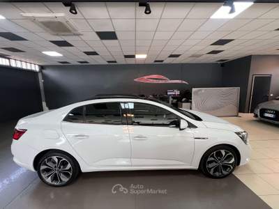 Renault Mégane Megane IV 2016 Grand Coupe Grand Coupe 1.5 blue dci Executive 115cv Bianco usata Romano di Lombardia