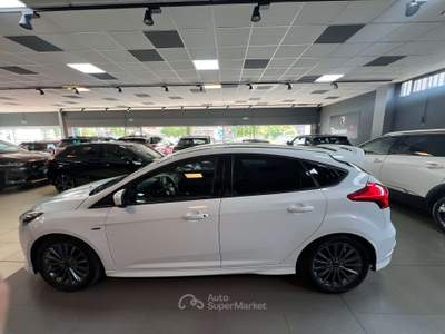 Ford Focus Focus IV 2015 5p 1.0 ecoboost ST-Line s Bianco usata Romano di Lombardia