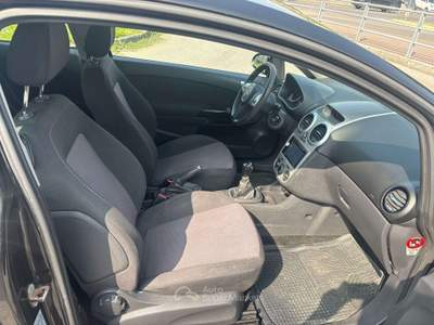 Opel Corsa 3p 1.3 cdti ecoflex 75cv NEOPATENTATI Nero usata Treviglio