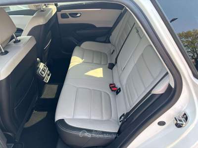 Renault Talisman Sporter 2.0 blue dci Executive 200cv edc Bianco usata Treviglio