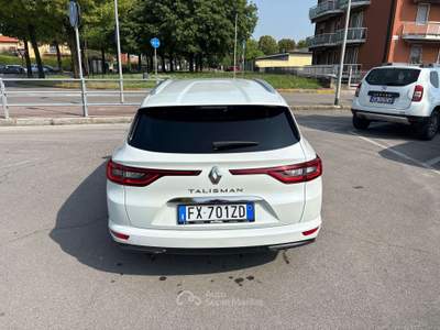Renault Talisman Sporter 2.0 blue dci Executive 200cv edc Bianco usata Treviglio