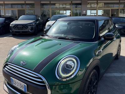 MINI One Mini IV F56 2018 3p 3p 1.5 Baker Street 102cv Verde usata Civita Castellana