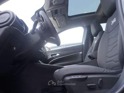 Jeep Avenger 1.2 turbo e-hybrid mhev Summit fwd 110cv edct6 TETTO PELLE Nero usata Gorlago