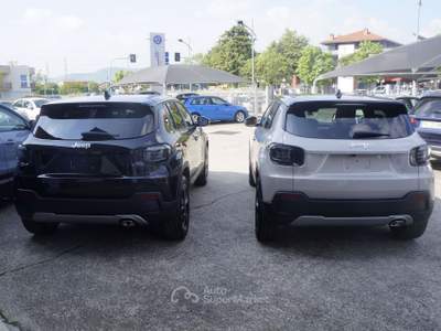 Jeep Avenger 1.2 turbo e-hybrid mhev Summit fwd 110cv edct6 TETTO PELLE Nero usata Gorlago