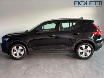 Volvo XC40 (2017--->) T3 GEARTRONIC MOMENTUM PRO Nero usata Manerbio