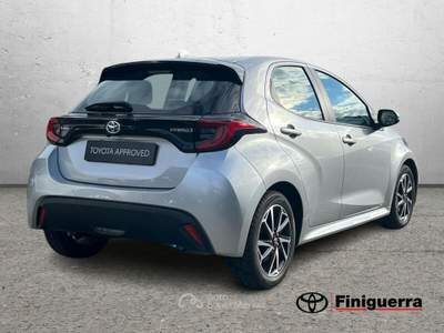 Toyota Yaris Hybrid Trend MY22 Argento usata Civate
