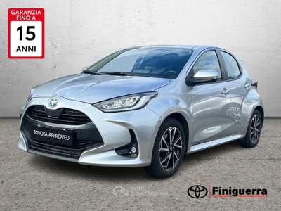 Toyota Yaris Hybrid Trend MY22 Argento usata Civate