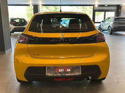 Peugeot 208 Allure PureTech 75 S/S Giallo usata Occhiobello