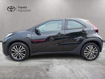 Toyota Aygo X 1.0B (72 CV) Active Nero usata Varese