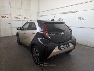 Toyota Aygo Aygo X 1.0 Lounge Air 72cv TUA DA 169,00 AL MESE Oro usata San Giuseppe Vesuviano