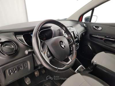 Renault Captur 1.5 Energy dCi 90cv EDC Zen Rosso usata Massa