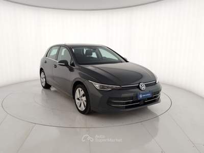 Volkswagen Golf 2.0 TDI SCR 110KW Style DSG usata Massa