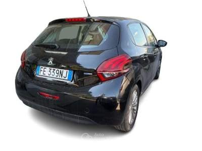 Peugeot 208 1° serie PureTech 82 5 porte Nero usata Rivignano Teor