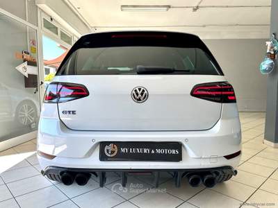 Volkswagen Golf Golf GTE 1.4 TSI DSG 5p. Plug-In-Hybrid Bianco usata Fonte Nuova