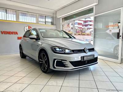 Volkswagen Golf Golf GTE 1.4 TSI DSG 5p. Plug-In-Hybrid Bianco usata Fonte Nuova