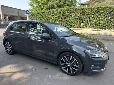 Volkswagen Golf 5p 2.0 tdi Highline 4motion 150cv usata Milano