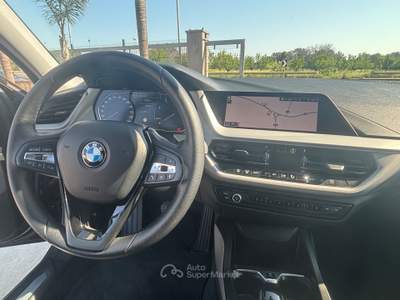 BMW Serie 1 116d 116 116d 5p. Advantage - 2022 139000 km Nero usata San Michele Salentino