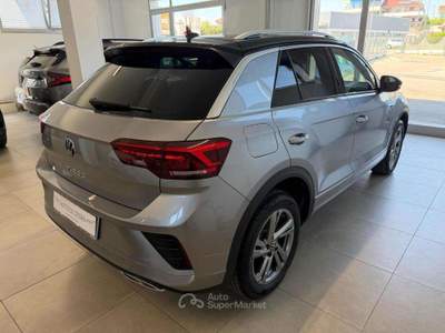 Volkswagen T-Roc 2.0 TDI SCR 150 CV DSG R-Line Argento usata Spoltore