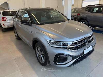 Volkswagen T-Roc 2.0 TDI SCR 150 CV DSG R-Line Argento usata Spoltore