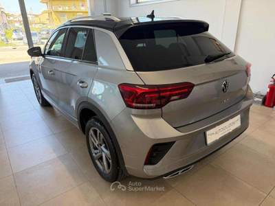 Volkswagen T-Roc 2.0 TDI SCR 150 CV DSG R-Line Argento usata Spoltore