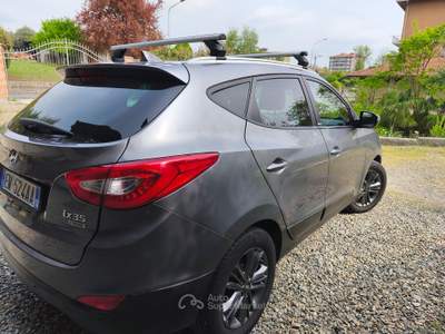 Hyundai ix35 tenuta in box , unico proprietario  non fumatore , tagliandi Grigio usata cossato