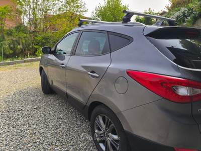 Hyundai ix35 tenuta in box , unico proprietario  non fumatore , tagliandi Grigio usata cossato